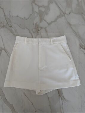 Zara Women’s White Tailored Skort